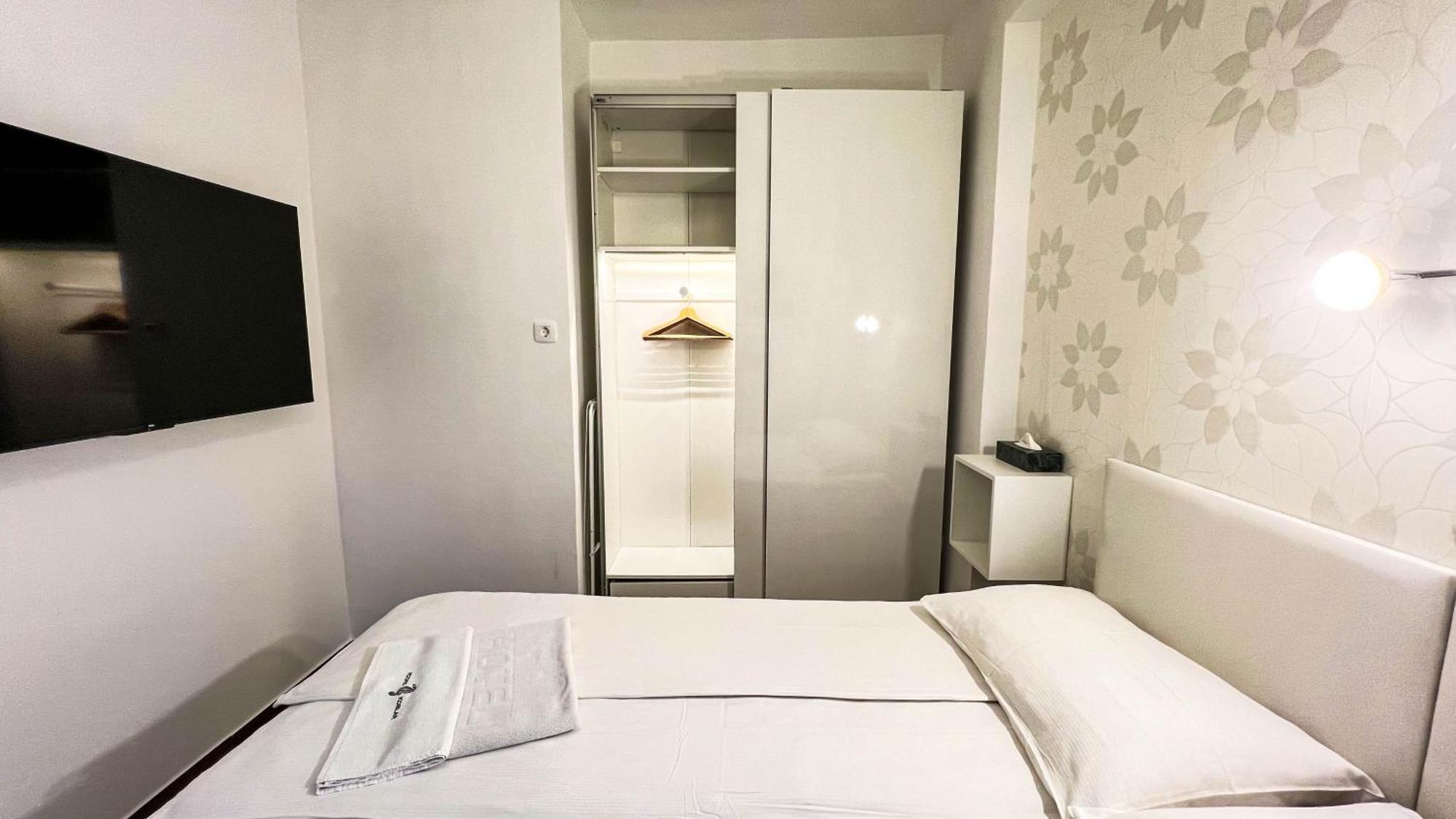 Rooms Koblar Portoroz Bagian luar foto