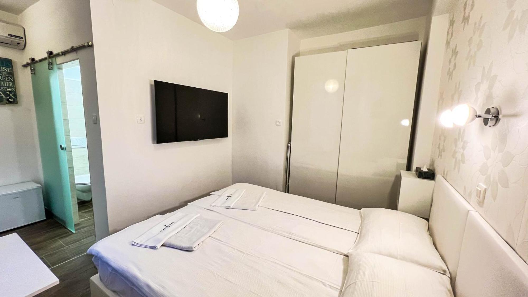 Rooms Koblar Portoroz Bagian luar foto